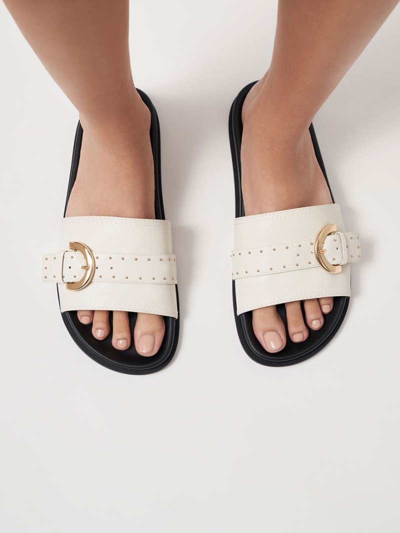 Σανδάλια Slide Charles And Keith Studded πόρπης ασπρα | 96751-VEKU