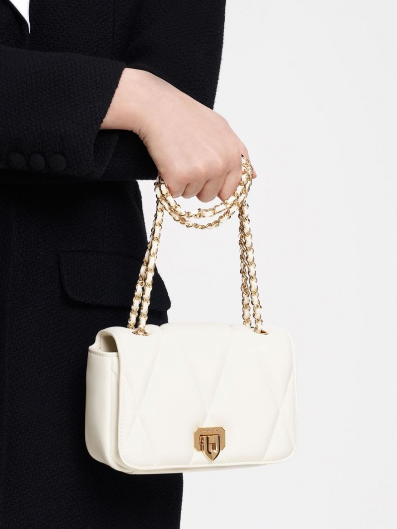 τσάντεσ ώμου Charles And Keith Arwen Καπιτονέ ασπρα | 62839-ARWI