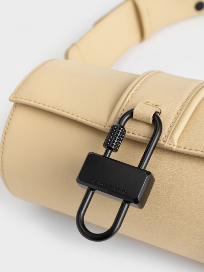 τσάντεσ ώμου Charles And Keith Balta Chain-Link Belted Μπεζ | 98213-JPDR