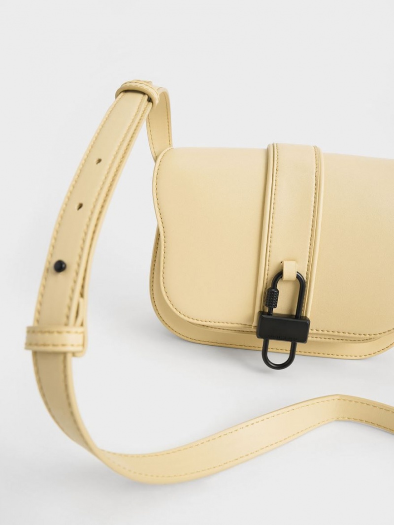 τσάντεσ χιαστί Charles And Keith Balta Padlock Μπεζ | 50726-UXJI
