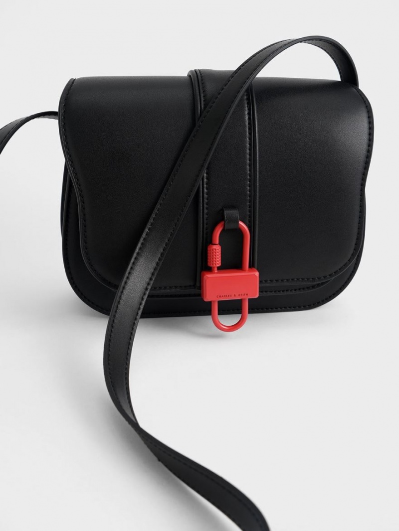 τσάντεσ χιαστί Charles And Keith Balta Padlock μαυρα | 52680-OLQH