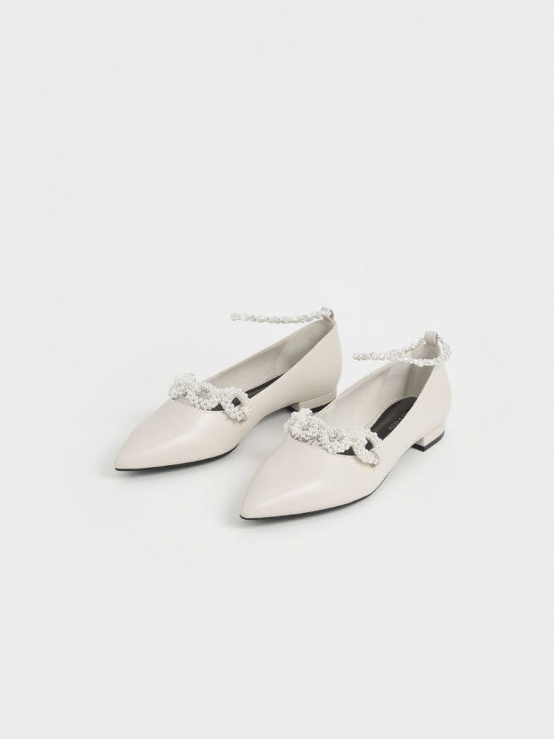 Παπουτσια Μπαλαρινεσ Charles And Keith Beaded Mary Jane ασπρα | 63187-JABO