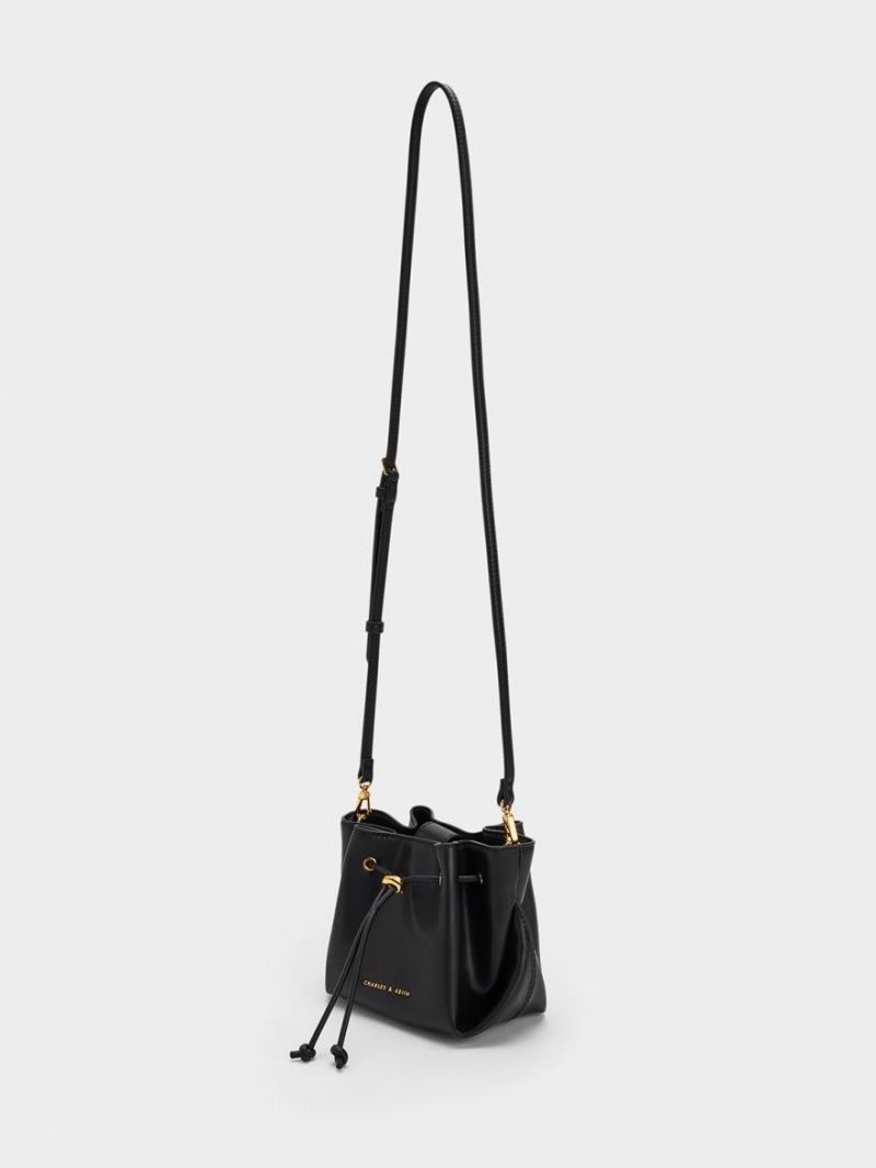 τσαντα χειροσ Charles And Keith Boaz Drawstring Top μαυρα | 07198-XQIJ