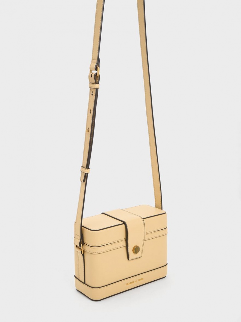 τσάντεσ χιαστί Charles And Keith Bronte Boxy Μπεζ | 91754-AZKP