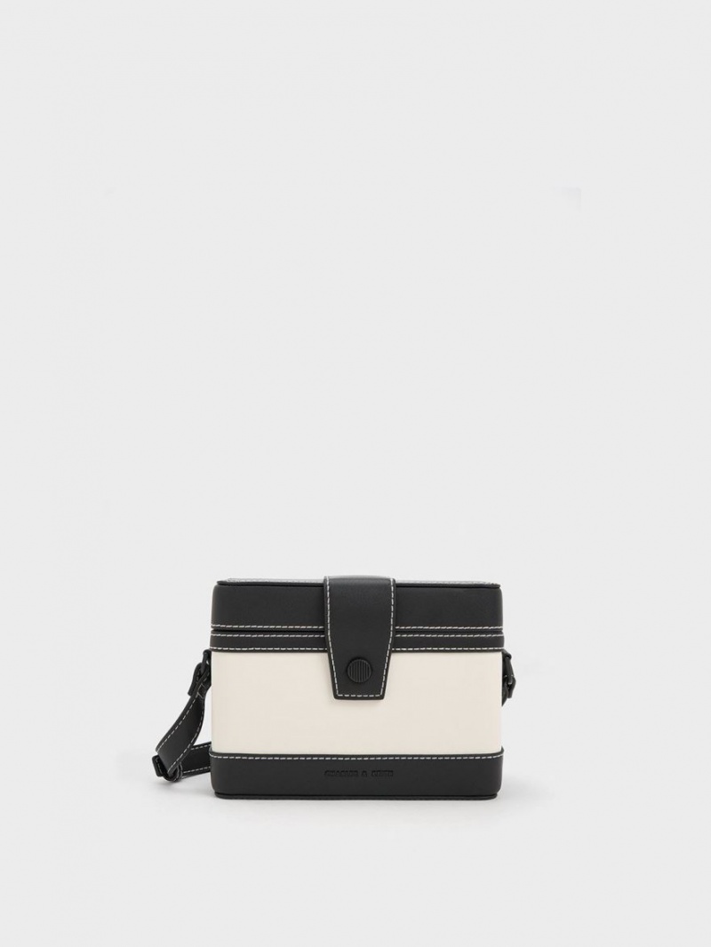 τσάντεσ χιαστί Charles And Keith Bronte Contrast-Trim Boxy μαυρα ασπρα | 70915-LQWY