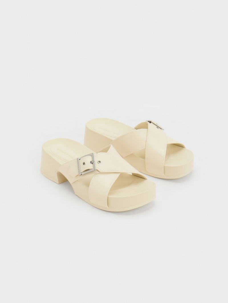 Πεδιλα Πλατφορμεσ Charles And Keith Buckled Crossover κρέμα | 16942-ZKOT
