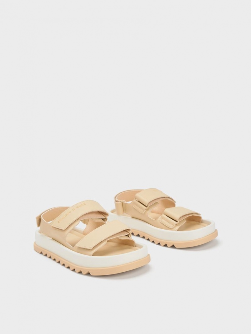 Πεδιλα Πλατφορμεσ Charles And Keith Buckled Sports Μπεζ | 10275-LZWT