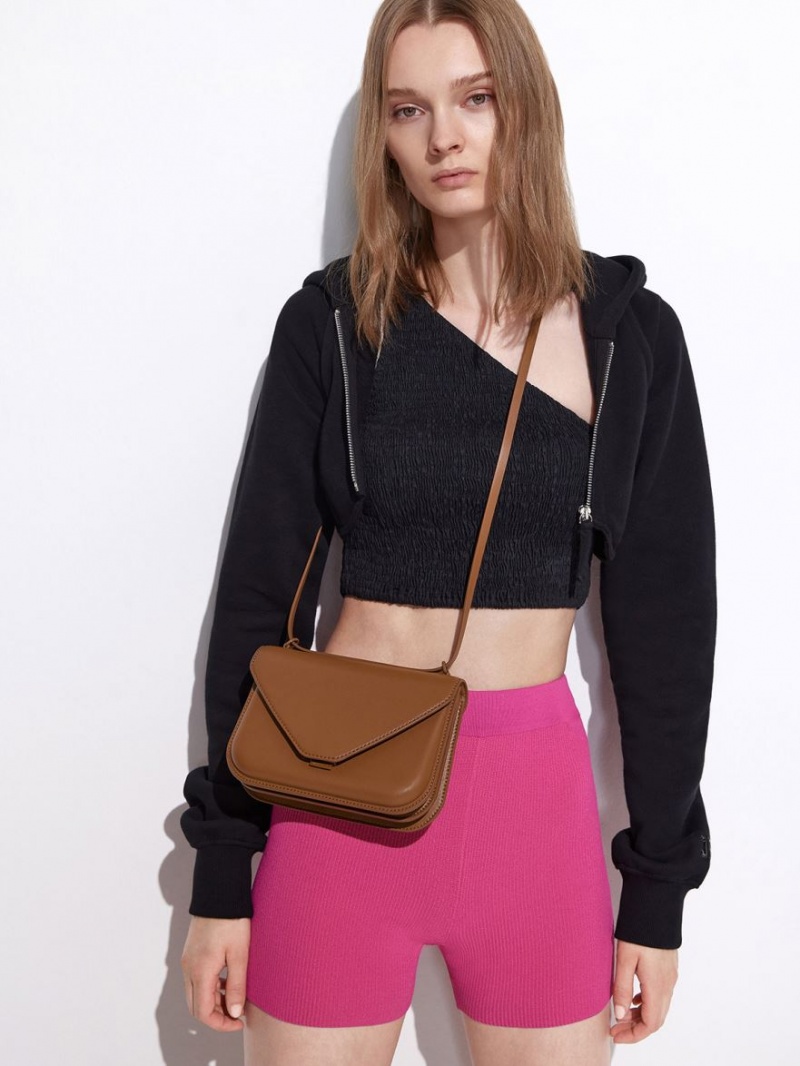 τσάντεσ χιαστί Charles And Keith Camelia Envelope σοκολάτα | 35980-ZGSQ