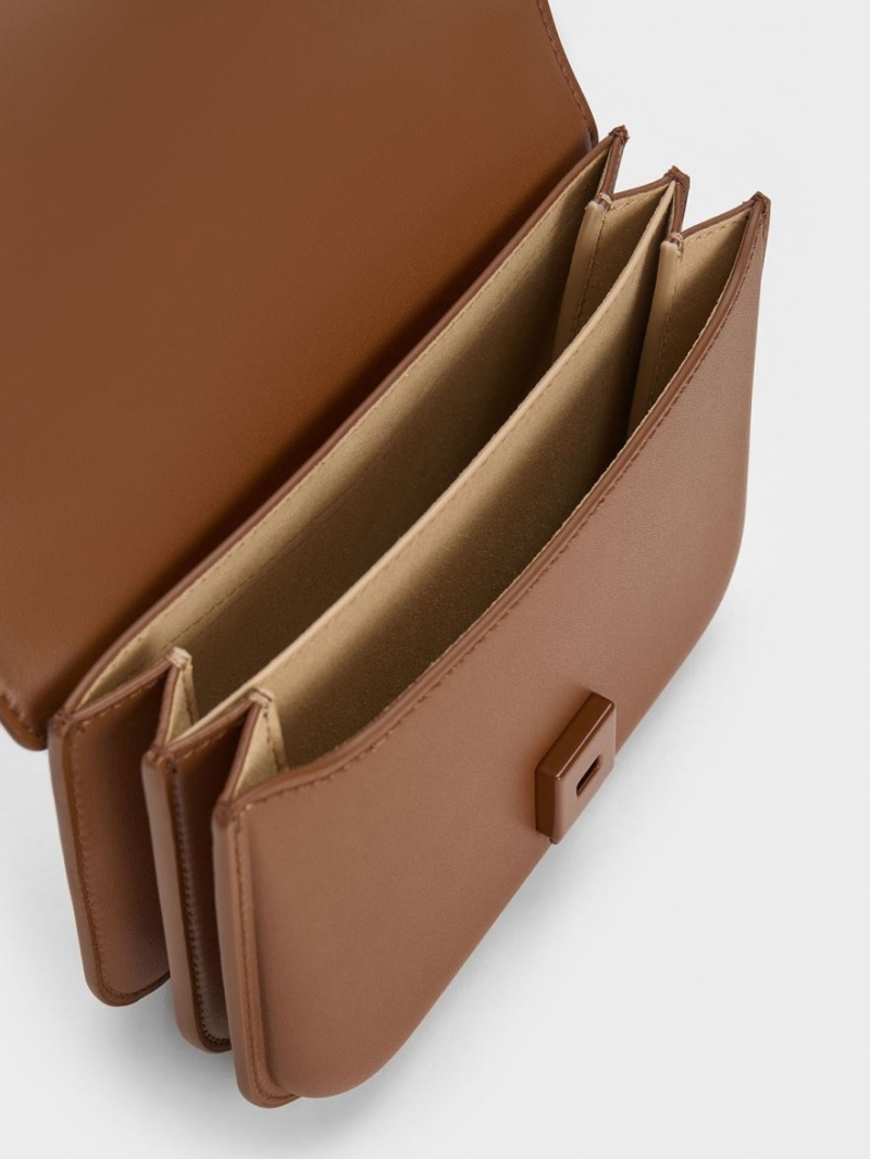 τσάντεσ χιαστί Charles And Keith Camelia Envelope σοκολάτα | 35980-ZGSQ