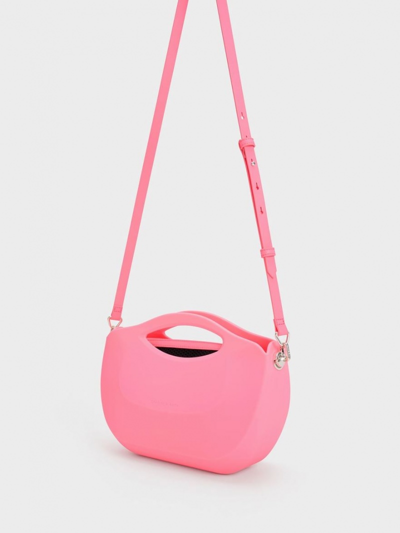 τσαντα χειροσ Charles And Keith Cocoon Curved ροζ | 37905-AZLO