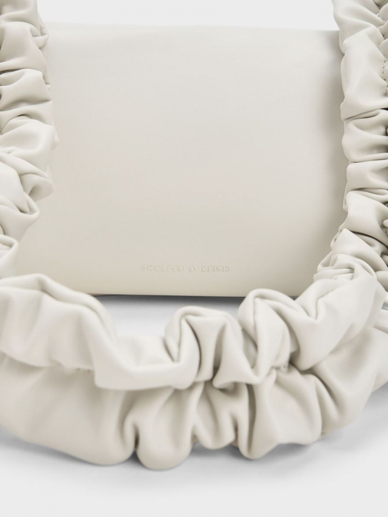 τσαντα χειροσ Charles And Keith Cosette Ruched ασπρα | 53641-MAPR