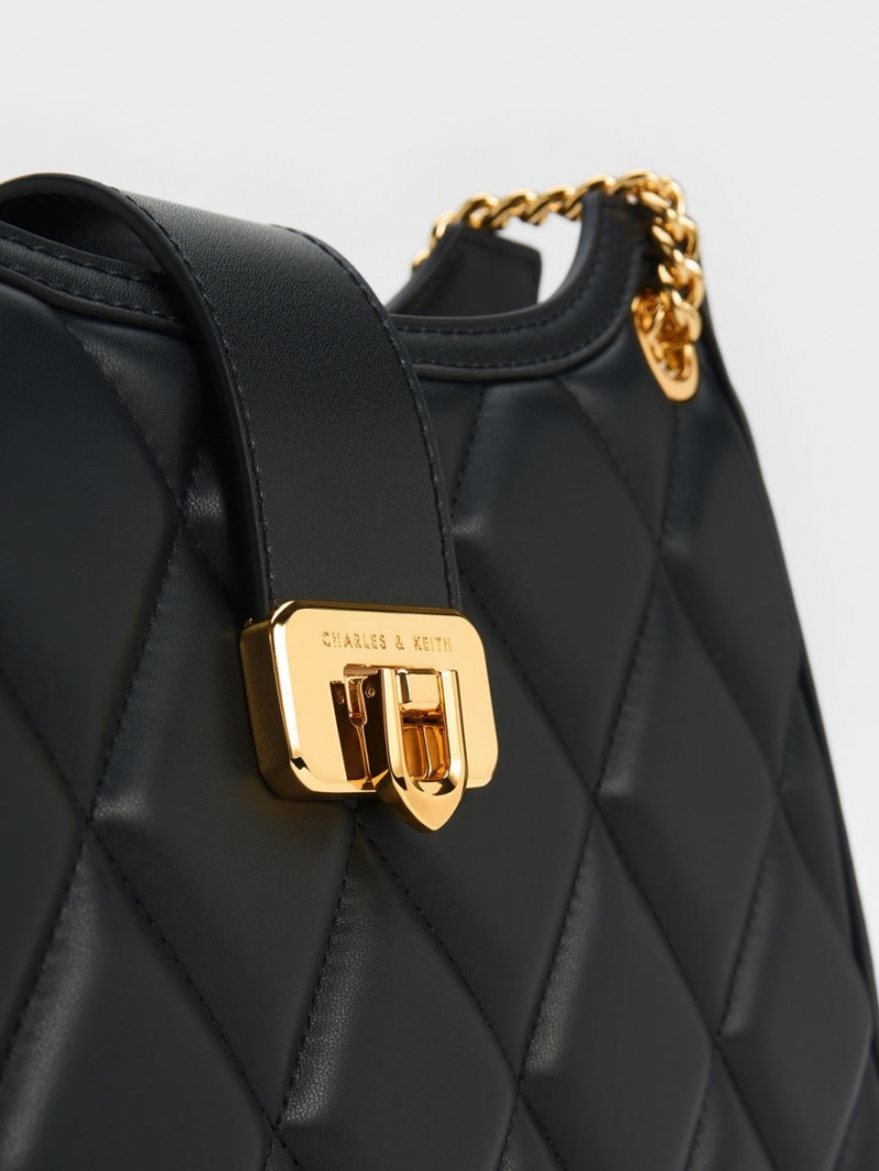 τσάντεσ ώμου Charles And Keith Cressida Καπιτονέ Trapeze Chain μαυρα | 36728-INQG