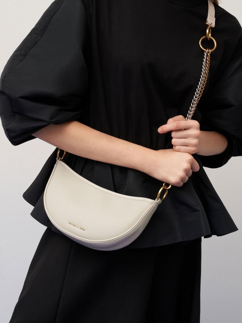 τσάντεσ χιαστί Charles And Keith Dancer Crescent ασπρα | 40915-SNQL