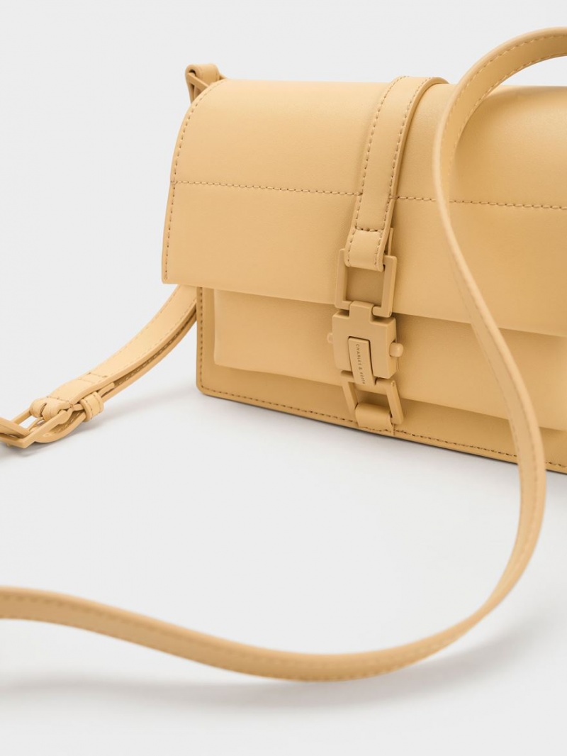 τσάντεσ χιαστί Charles And Keith Dua Buckled Μπεζ | 81739-SWNB