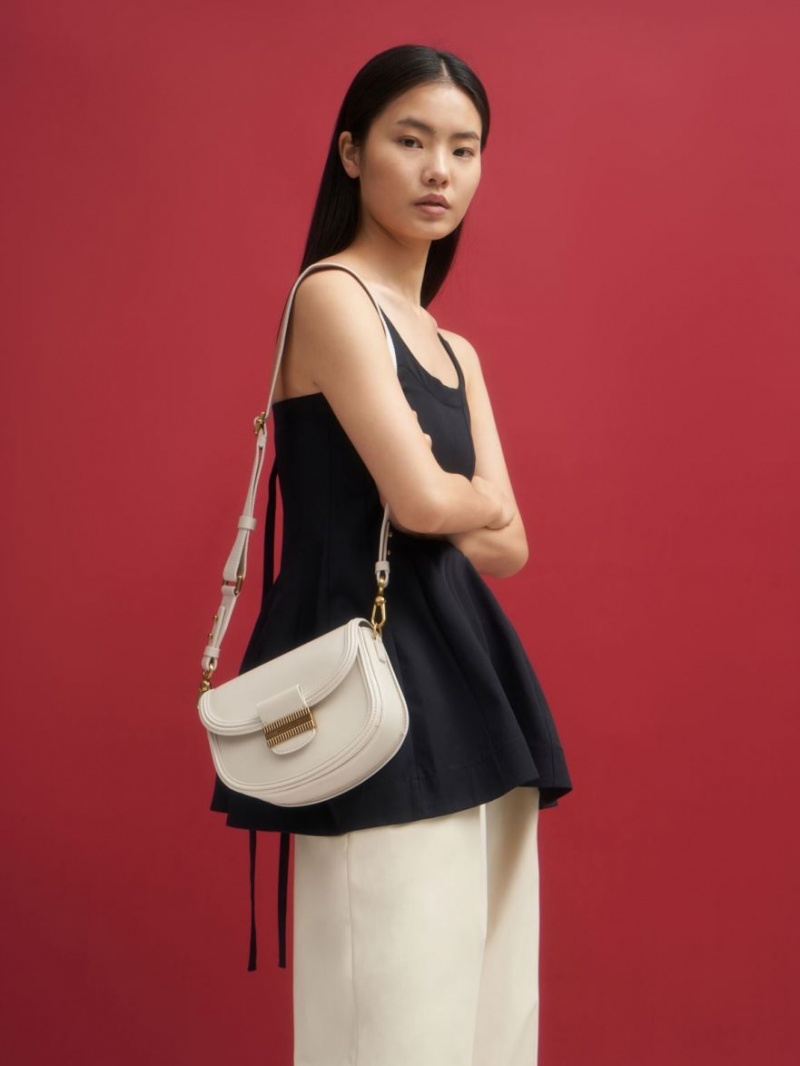 Τσάντες Σέλας Charles And Keith Embellished κρέμα | 53924-HSEN
