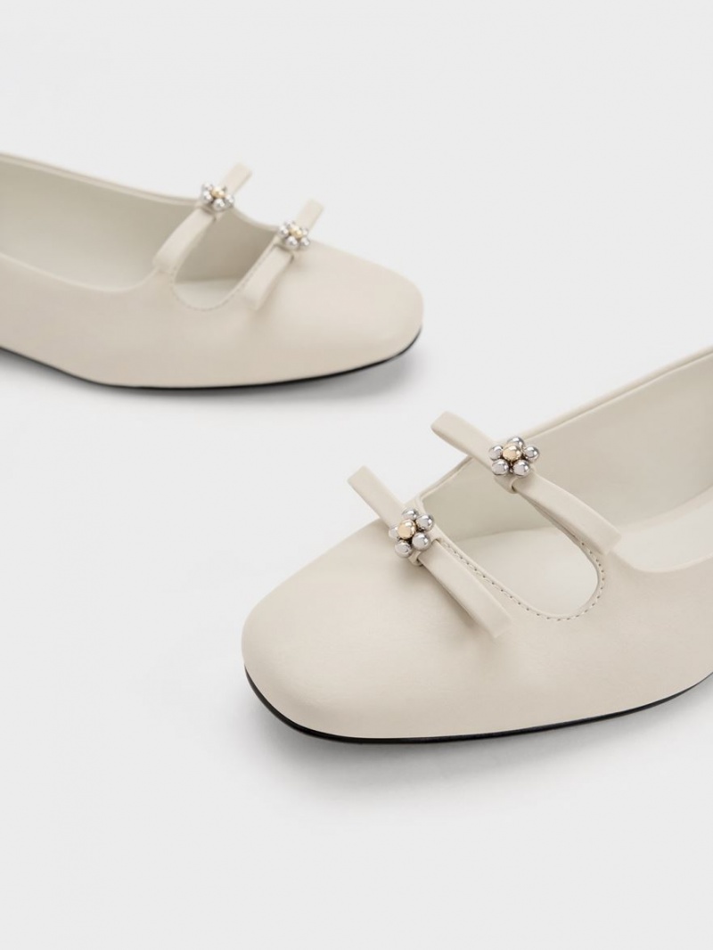 Παπουτσια Μπαλαρινεσ Charles And Keith Floral Beaded Bow ασπρα | 46751-MQTS
