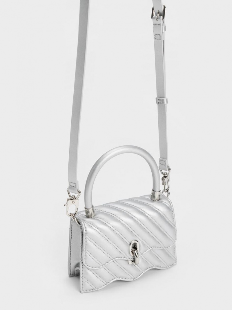 τσαντα χειροσ Charles And Keith Freja Wavy Καπιτονέ Top ασημι | 67903-YFNG
