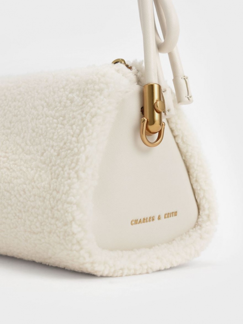 τσάντεσ ώμου Charles And Keith Furry Knotted Handle ασπρα | 62537-XTPK