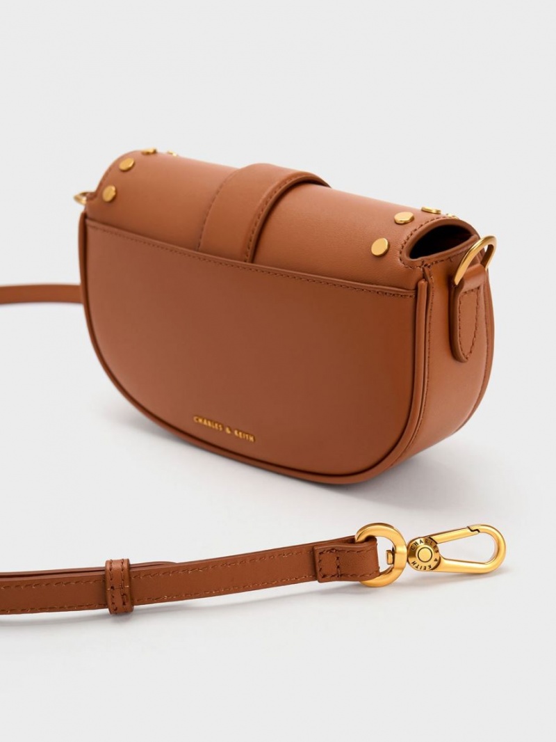 τσάντεσ ώμου Charles And Keith Gabine Studded δερματινα καφε | 48657-YQTE