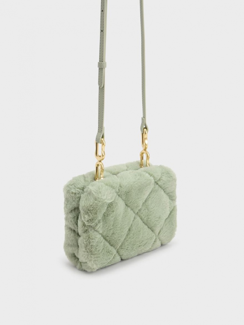 τσάντεσ χιαστί Charles And Keith Gemma Χοντρός Chain Handle Furry Καπιτονέ Boxy μεντα | 46851-EROM