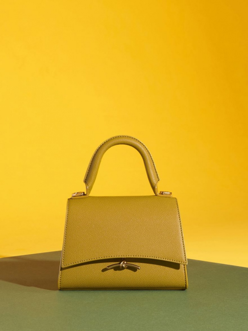 τσαντα χειροσ Charles And Keith Huxley Metallic Push-Lock Top μουστάρδα | 25018-XWPL
