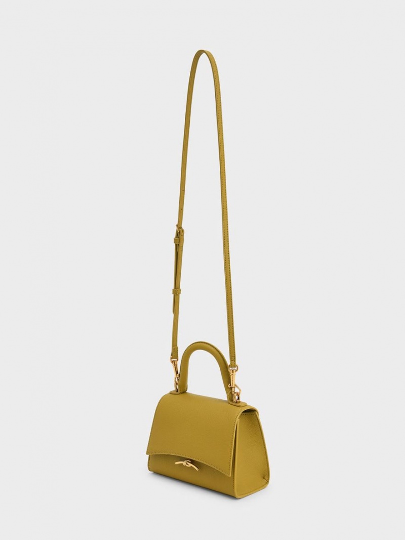 τσαντα χειροσ Charles And Keith Huxley Metallic Push-Lock Top μουστάρδα | 25018-XWPL