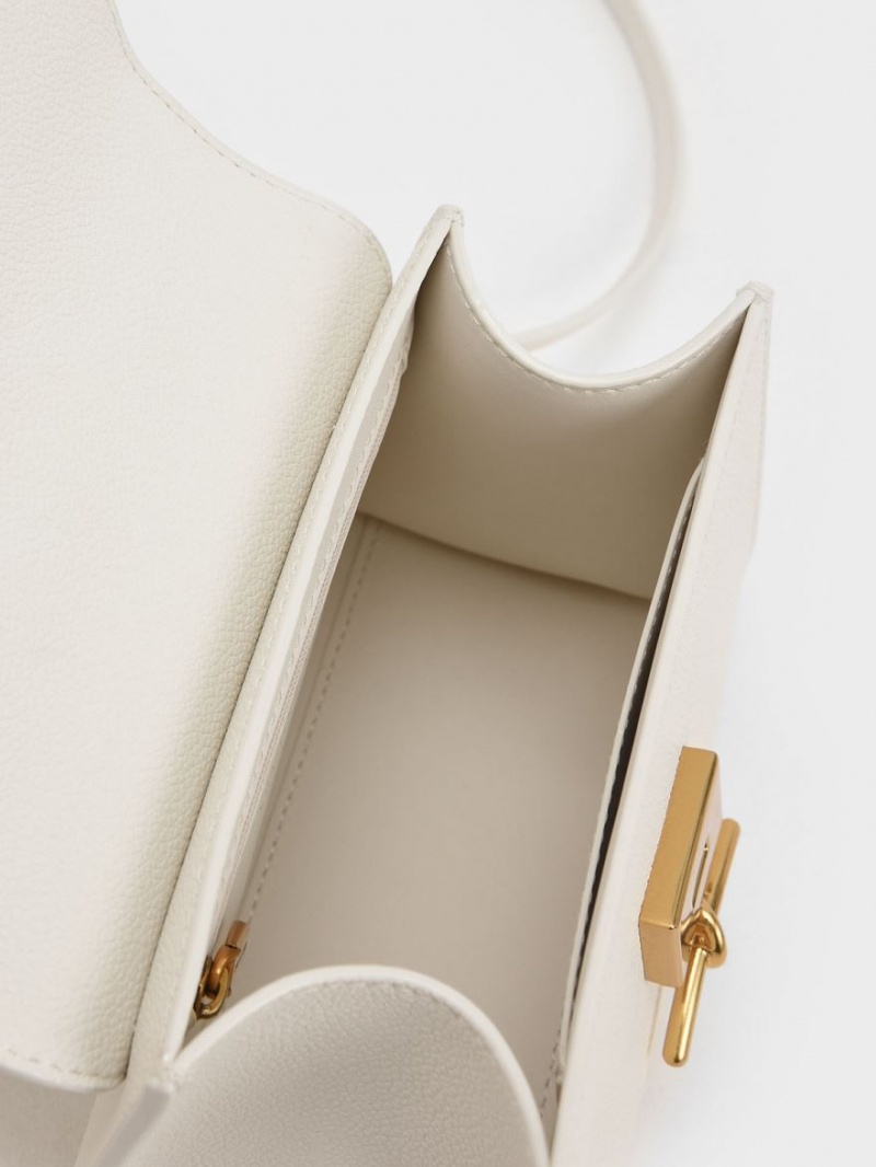 τσαντα χειροσ Charles And Keith Huxley Metallic Push-Lock Top κρέμα | 13845-GDQP
