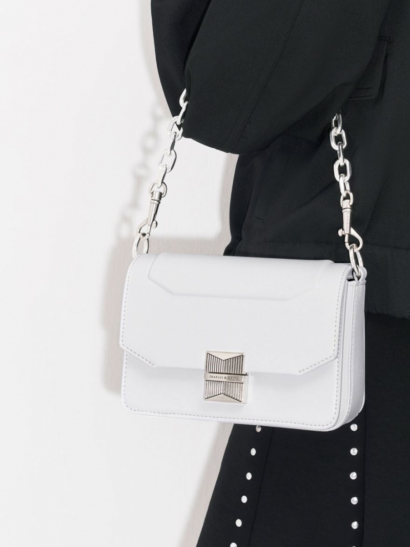 τσάντεσ ώμου Charles And Keith Kalinda Metallic Accent Boxy ασπρα | 28037-UZXW