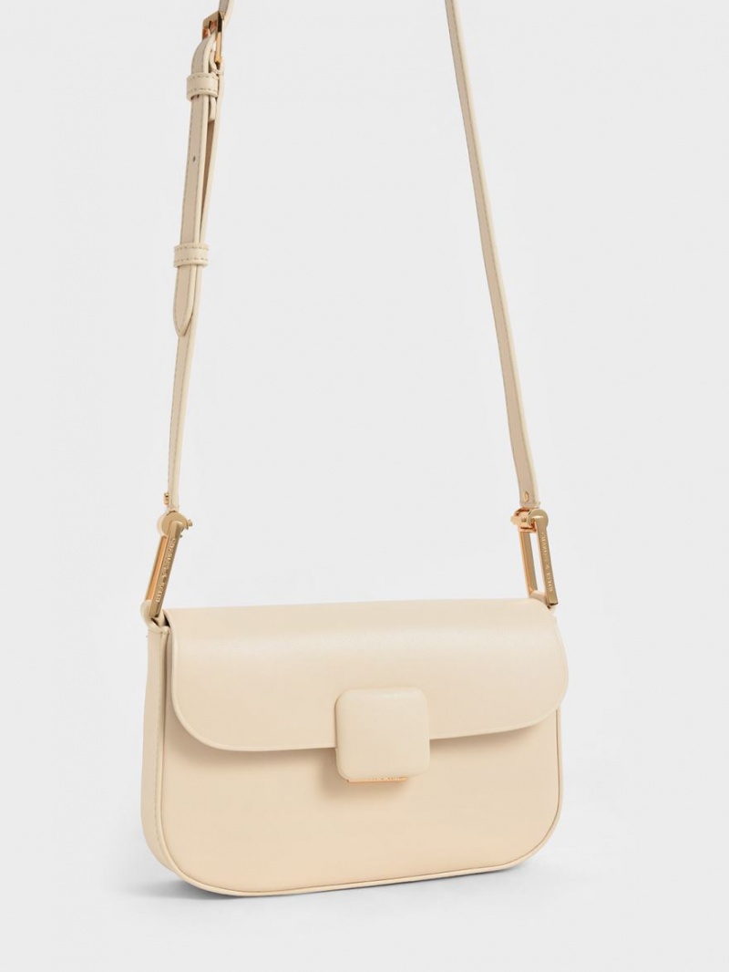 τσάντεσ ώμου Charles And Keith Koa Square Push-Lock Μπεζ | 84097-LWPQ