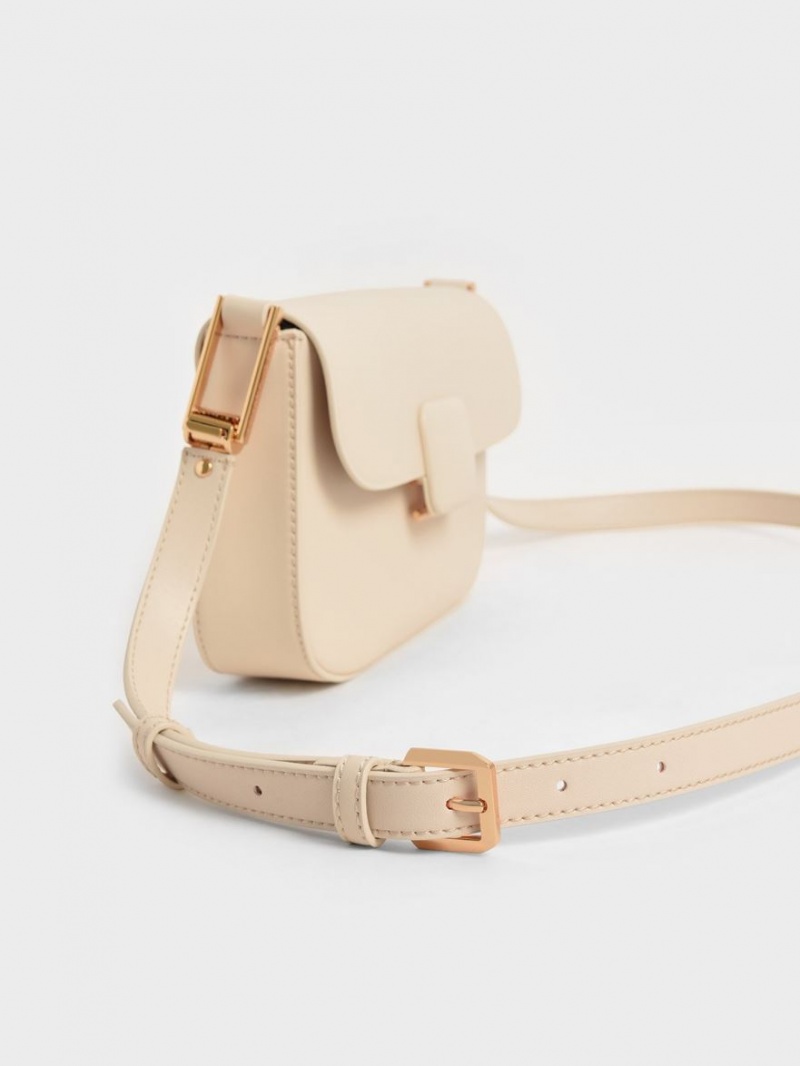 τσάντεσ ώμου Charles And Keith Koa Square Push-Lock Μπεζ | 84097-LWPQ