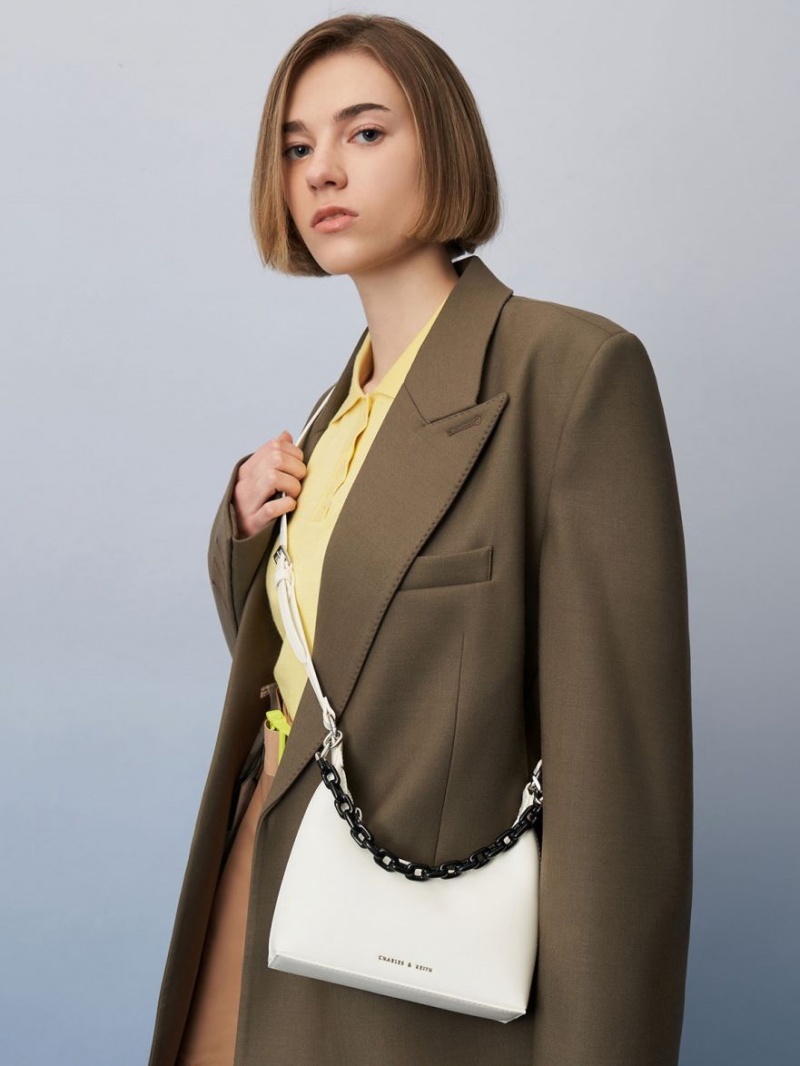 τσάντεσ ώμου Charles And Keith Koi Chain Handle ασπρα | 90456-FXWZ