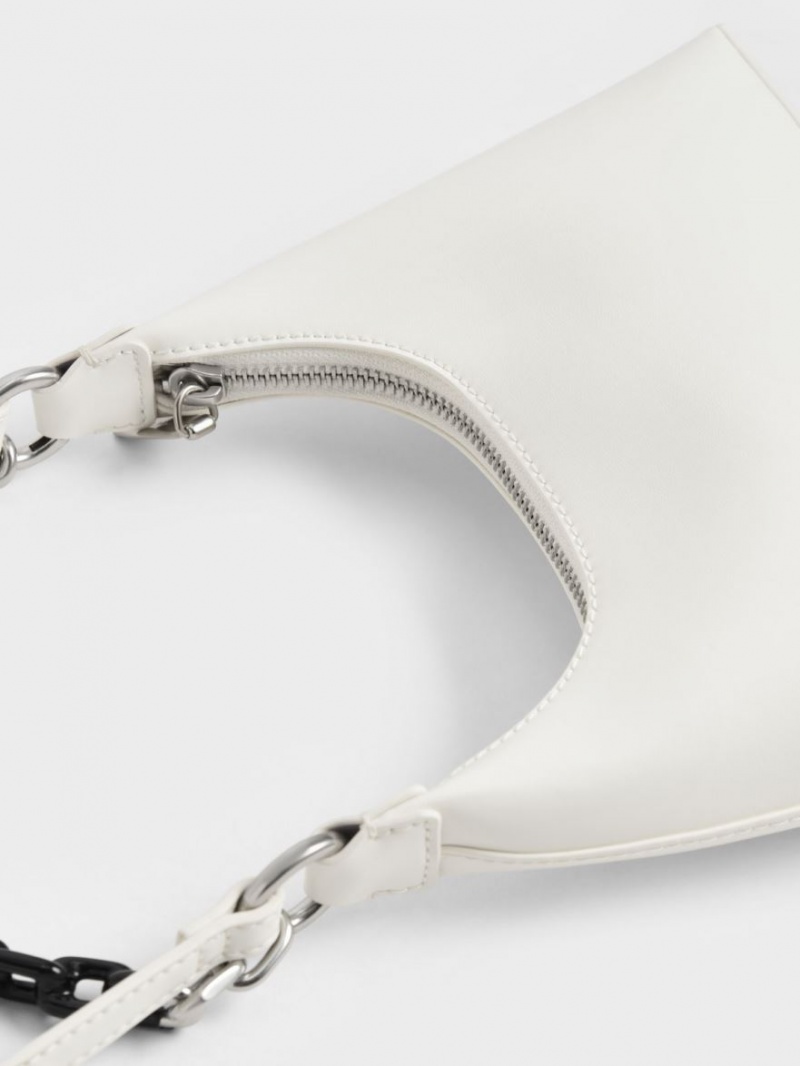 τσάντεσ ώμου Charles And Keith Koi Chain Handle ασπρα | 90456-FXWZ