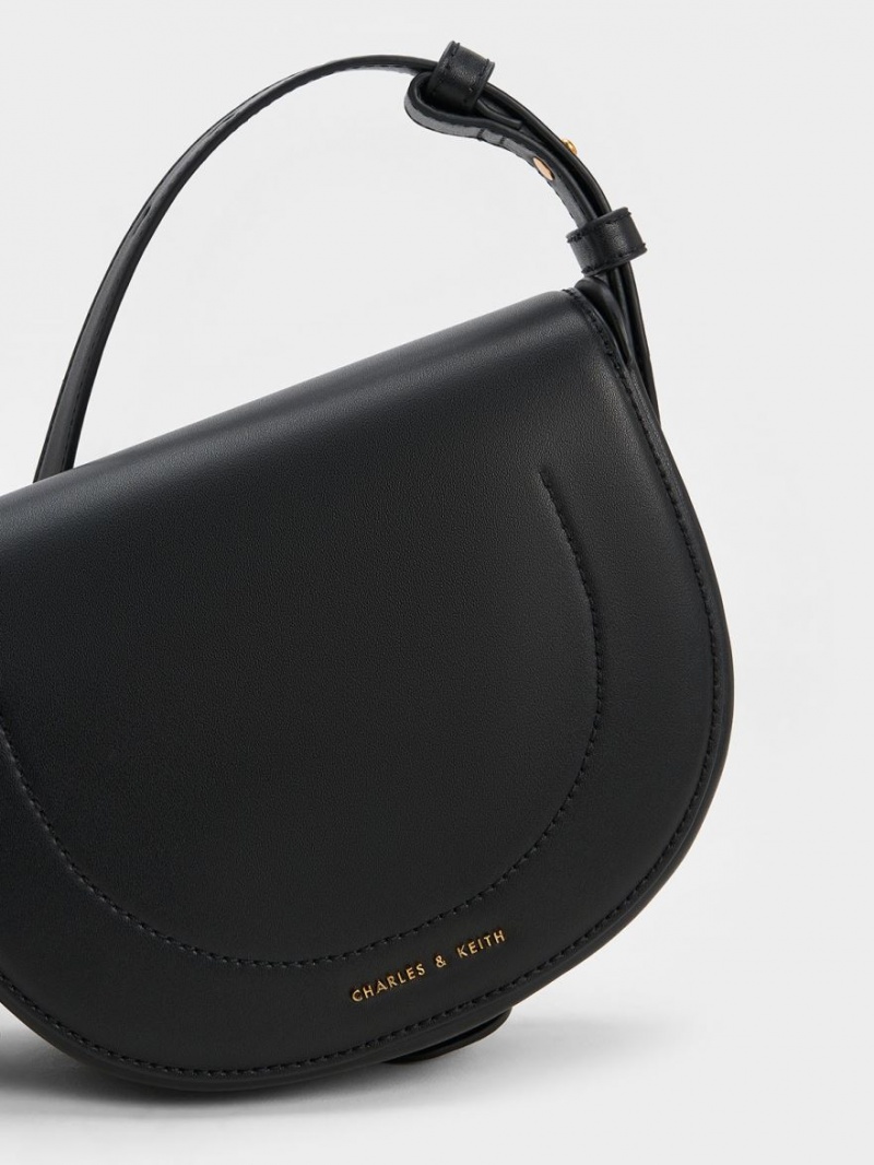 τσάντεσ χιαστί Charles And Keith Kora Saddle μαυρα | 71526-NRSV