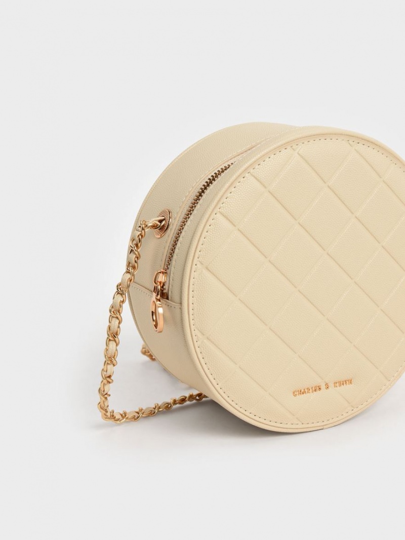 τσάντεσ ώμου Charles And Keith Kwan Καπιτονέ Circle Μπεζ | 37562-ZYUI