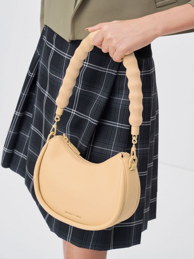 τσάντεσ ώμου Charles And Keith Lana Curved Μπεζ | 41206-VXRT