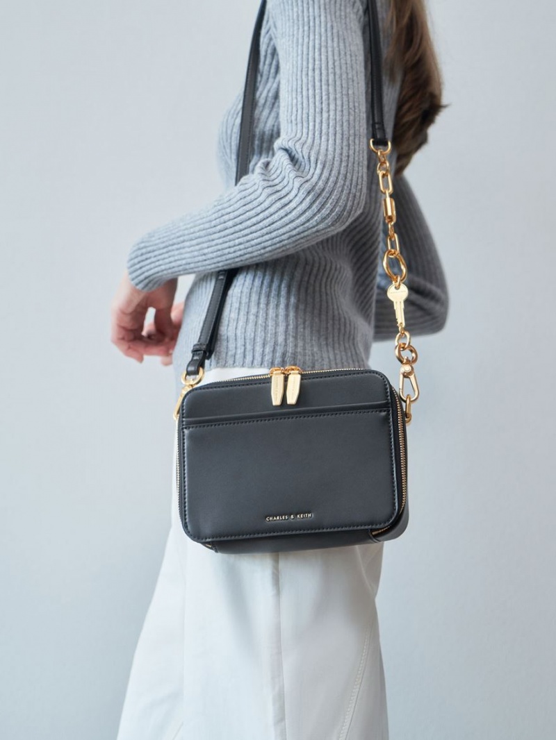 τσαντα χειροσ Charles And Keith Lock & Key Chain μαυρα | 27916-AVHR