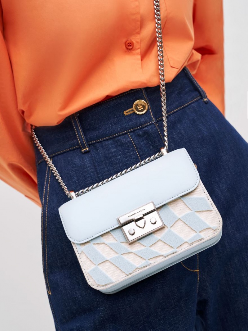 τσάντεσ χιαστί Charles And Keith Metallic Push-Lock Checkered Chain ανοιχτο μπλε | 35948-NGUL