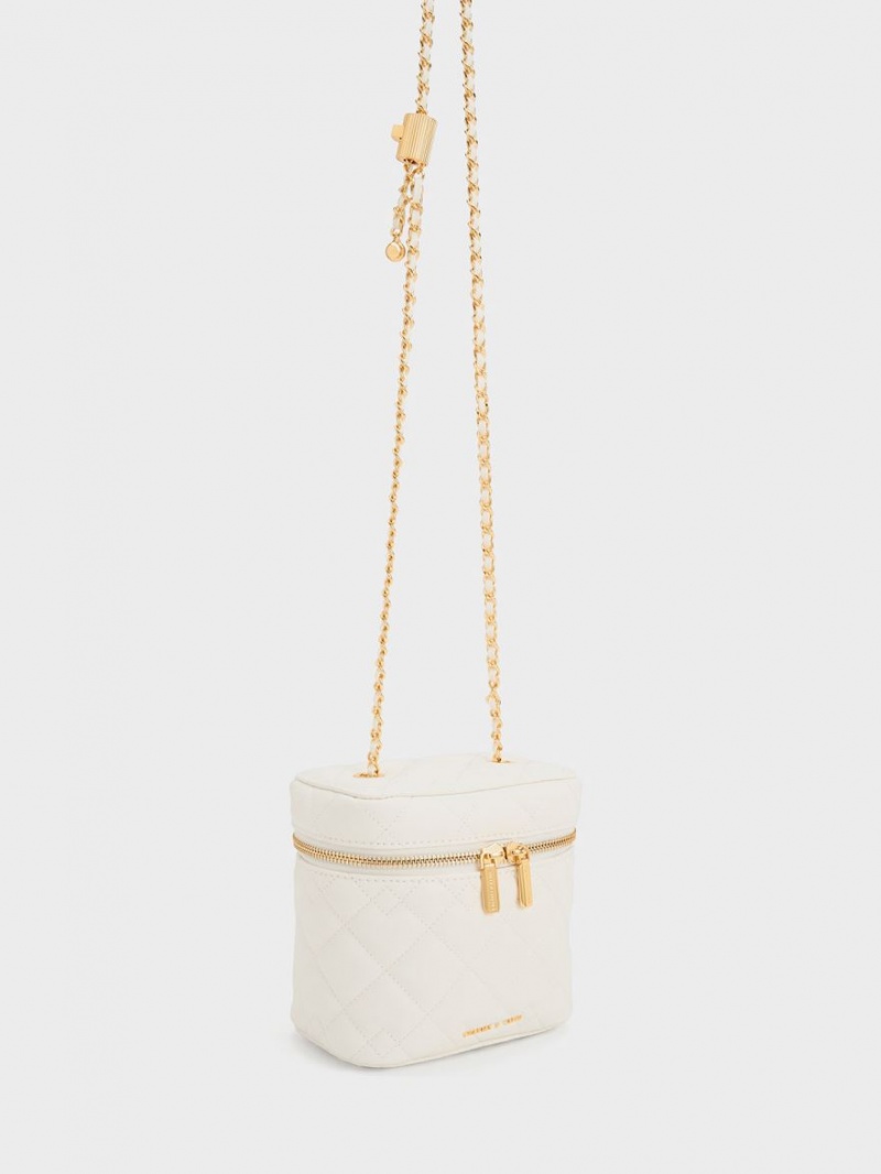 τσάντεσ χιαστί Charles And Keith Nezu Καπιτονέ Boxy ασπρα | 49582-VCZB