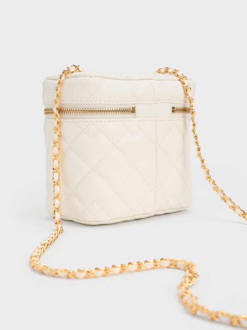 τσάντεσ χιαστί Charles And Keith Nezu Καπιτονέ Boxy ασπρα | 49582-VCZB