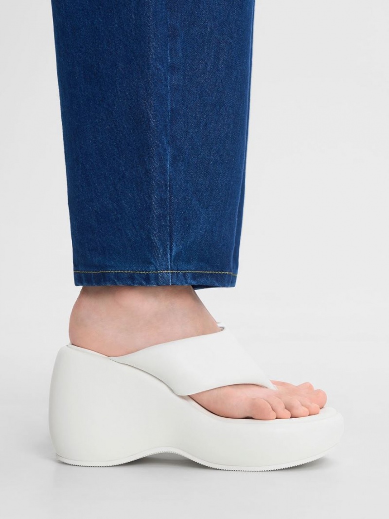 παπουτσια πλατφορμα Charles And Keith Noemi flatforms ασπρα | 80432-VEXT