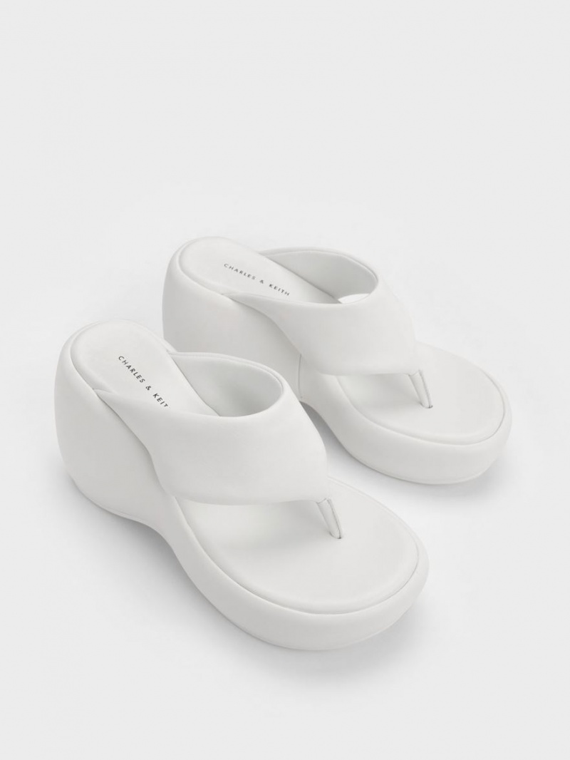 παπουτσια πλατφορμα Charles And Keith Noemi flatforms ασπρα | 80432-VEXT