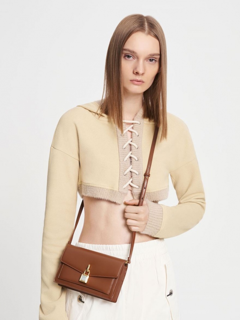 τσάντεσ χιαστί Charles And Keith Padlock Envelope σοκολάτα | 01287-UXMK