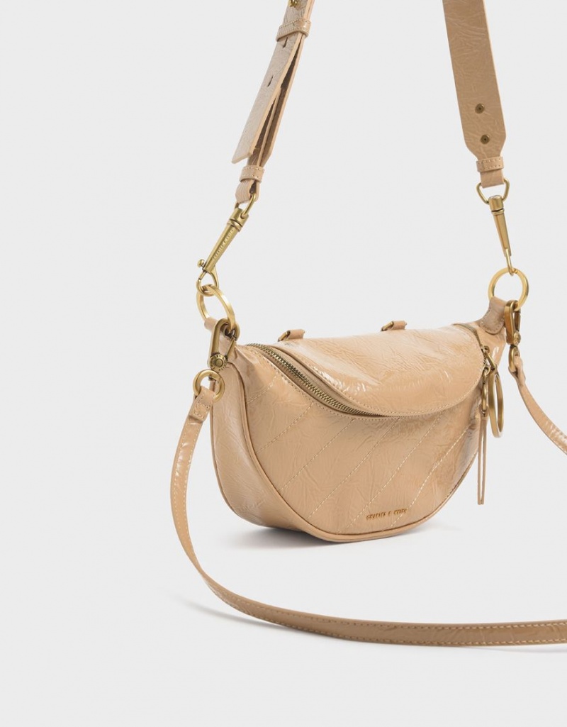 τσάντεσ χιαστί Charles And Keith Philomena Wrinkled λουστρινι Semi-Circle Μπεζ | 15746-YMSU