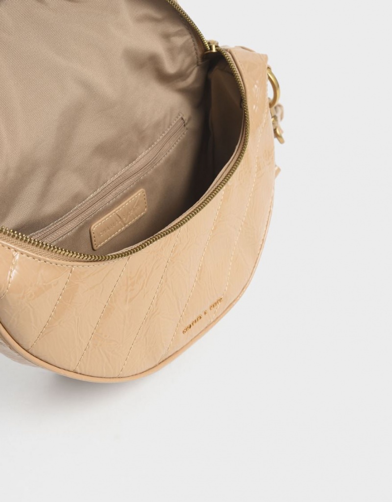 τσάντεσ χιαστί Charles And Keith Philomena Wrinkled λουστρινι Semi-Circle Μπεζ | 15746-YMSU