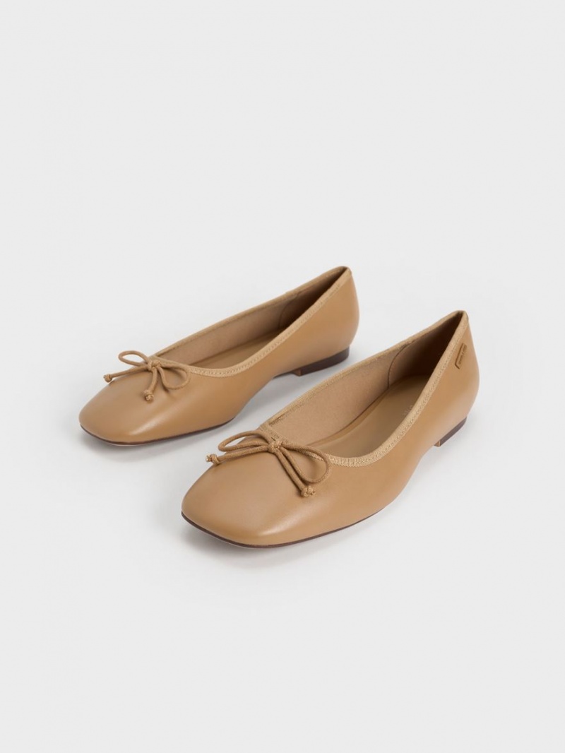 Παπουτσια Μπαλαρινεσ Charles And Keith Rhea Bow καφε | 43079-AOBE