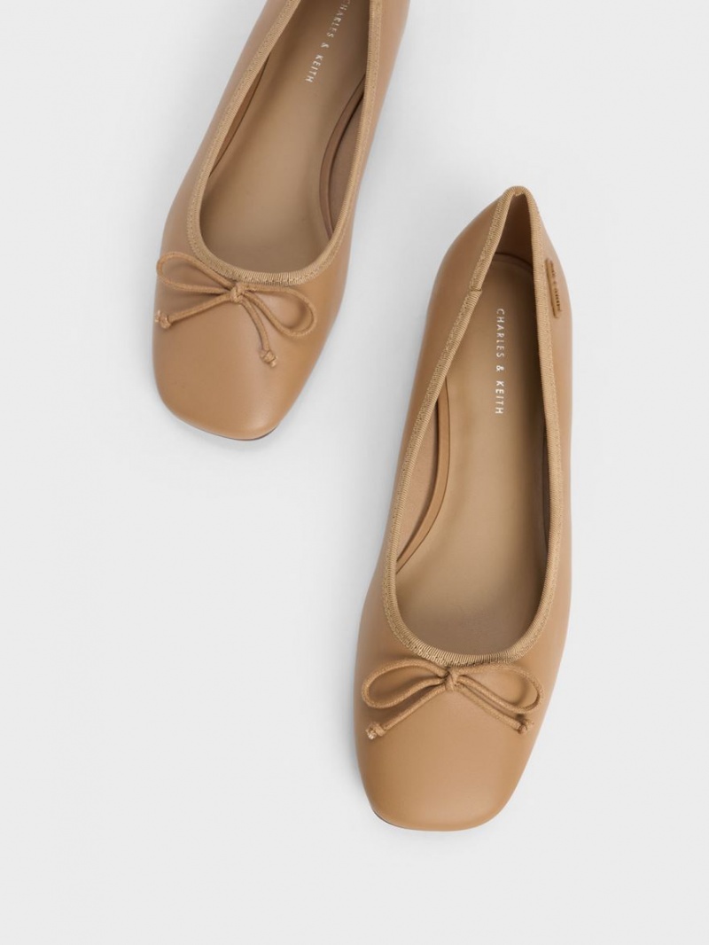 Παπουτσια Μπαλαρινεσ Charles And Keith Rhea Bow καφε | 43079-AOBE