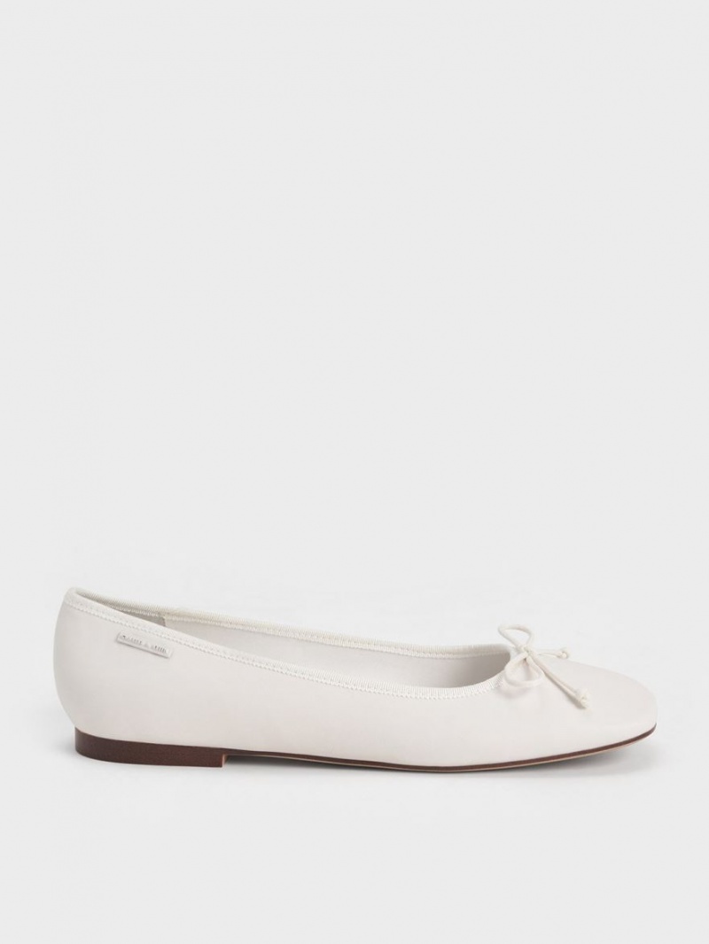 Παπουτσια Μπαλαρινεσ Charles And Keith Rhea Bow ασπρα | 81267-CTOG