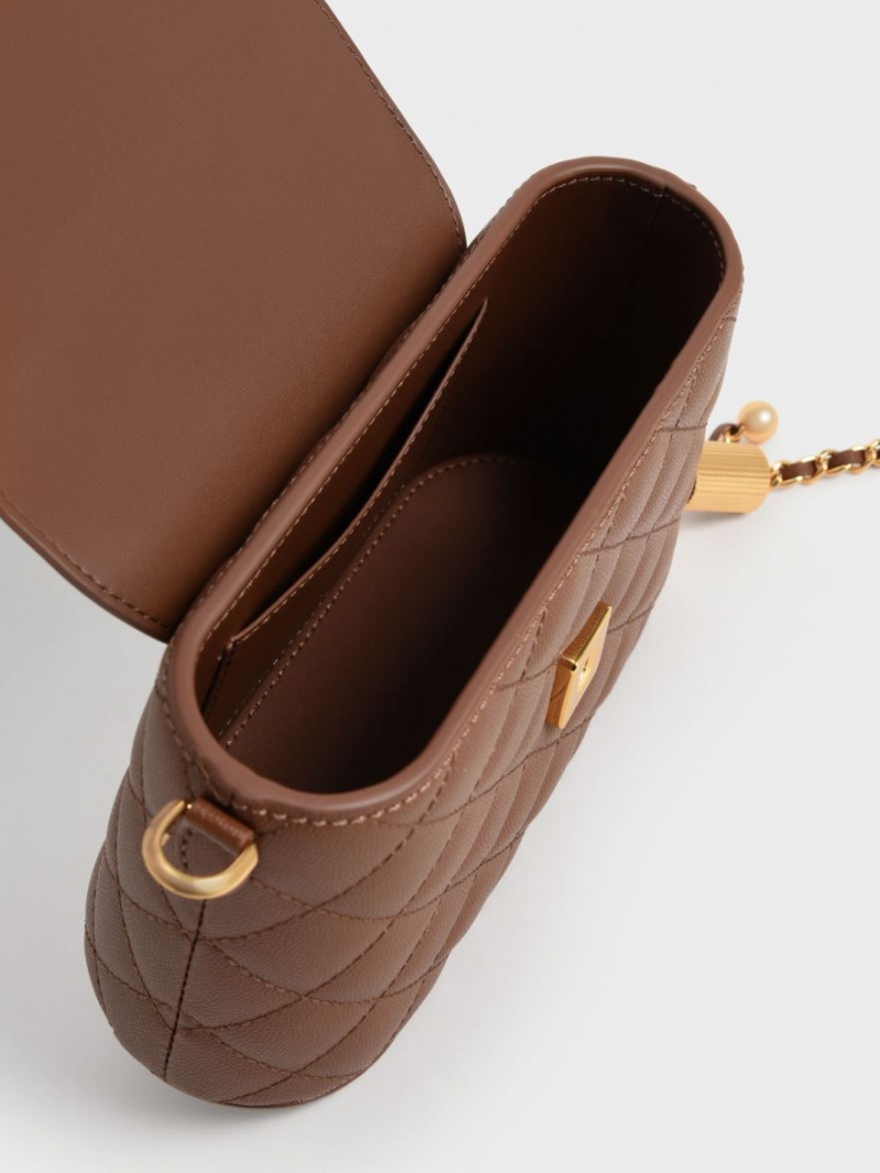 τσαντα χειροσ Charles And Keith Round Καπιτονέ Top σοκολάτα | 27951-KZJW