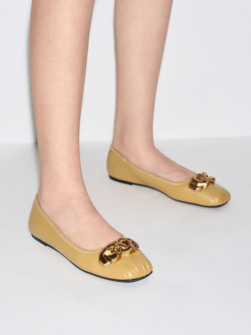 Παπουτσια Μπαλαρινεσ Charles And Keith Ruched Square-toe Χοντρός Chain-Link μουστάρδα | 05763-BACP