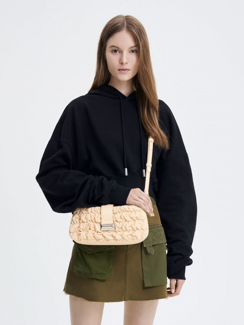 τσαντα χειροσ Charles And Keith Ruched νάιλον Chain Μπεζ | 86491-PRUY